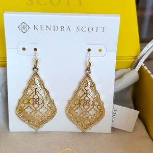 Addie Gold Drop Earrings In Gold Filigree